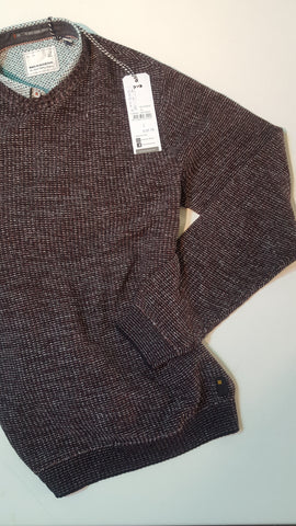 No-Excess High Quality Knit Sweater
